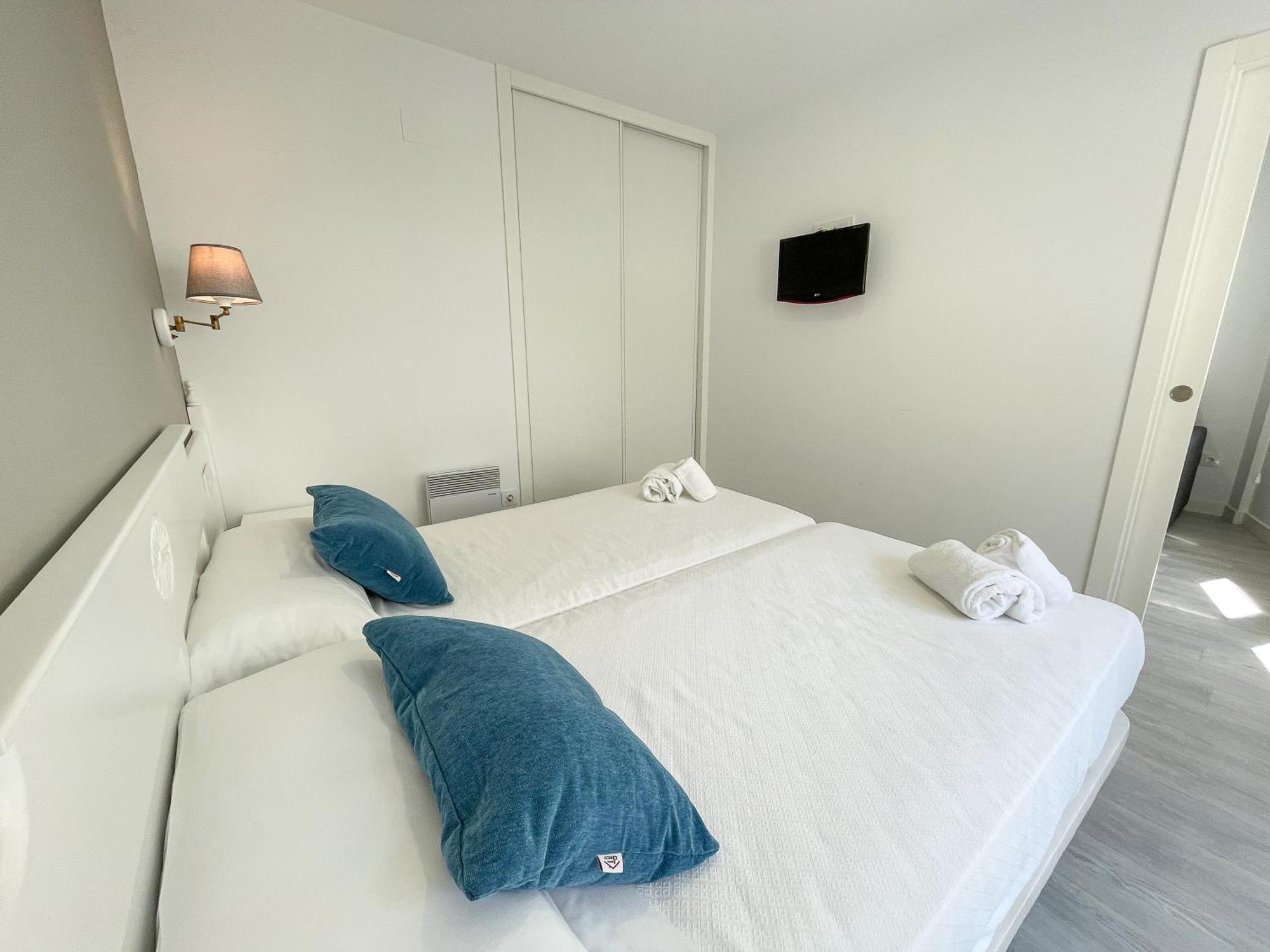 Apartamentos Casa Campana 3000 Эль-Грове Экстерьер фото